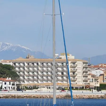 Rvhotels Nieves Mar L' Escala