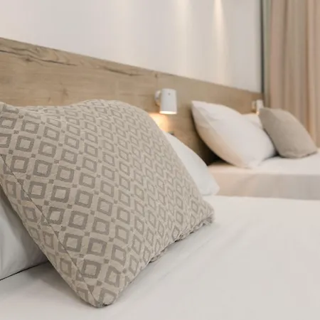 Rvhotels Nieves Mar L' Escala