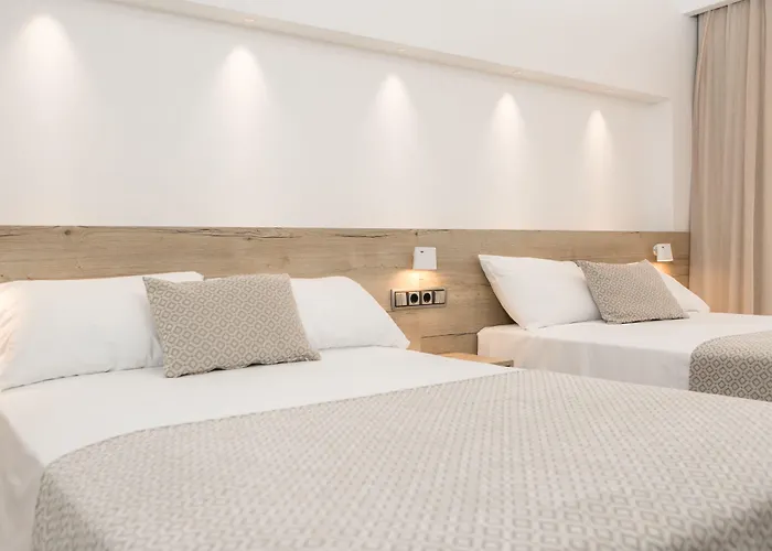 Rvhotels Nieves Mar 3* L'Escala